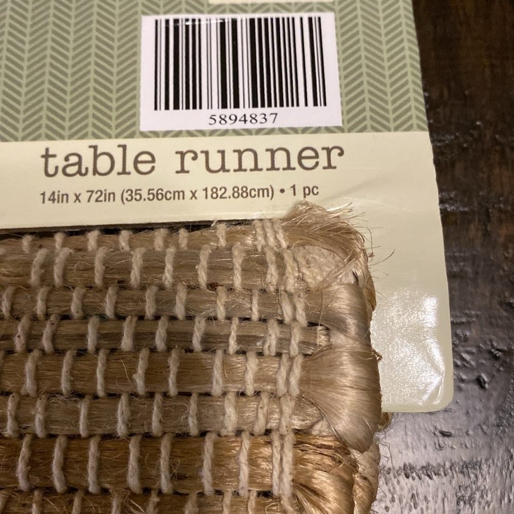 The Spring Shop Table Runner - Picture 3 of 4